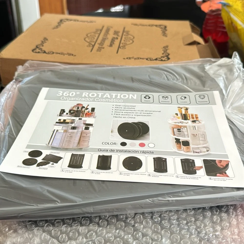 360° Rotating Cosmetics Storage Box